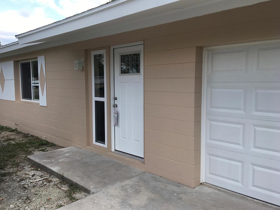 1st image of 5630 65th Ave N