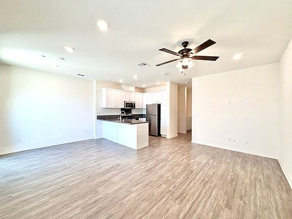 5th image of 24120 Dolcetto Ave #805