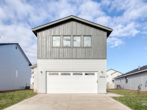 6834 W Dakota Creek Dr, Meridian, ID 83646