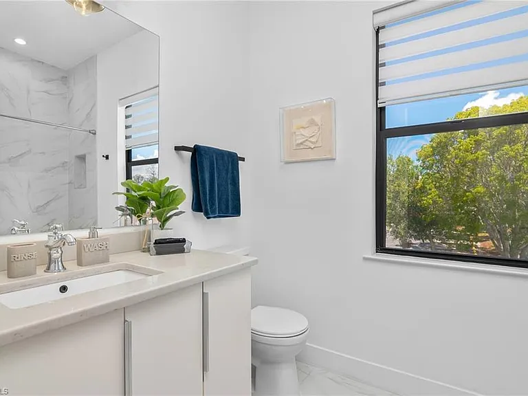 3016 Van Buren Ave — Photo 21