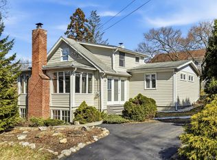 9 Cottage Grove Avenue, Thornwood, NY