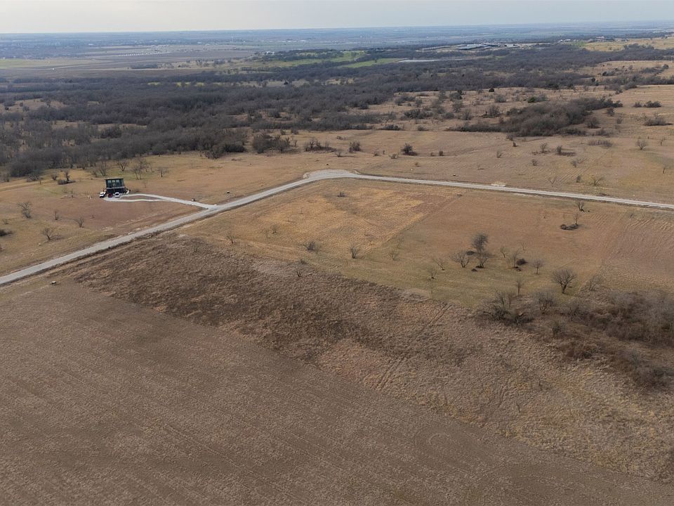 1st image of 29 Longview Creek Trl