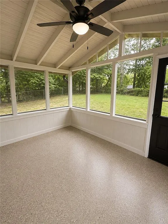 3 bed, 2.0 bath, 1232 sqft, $1,798 — Photo 3