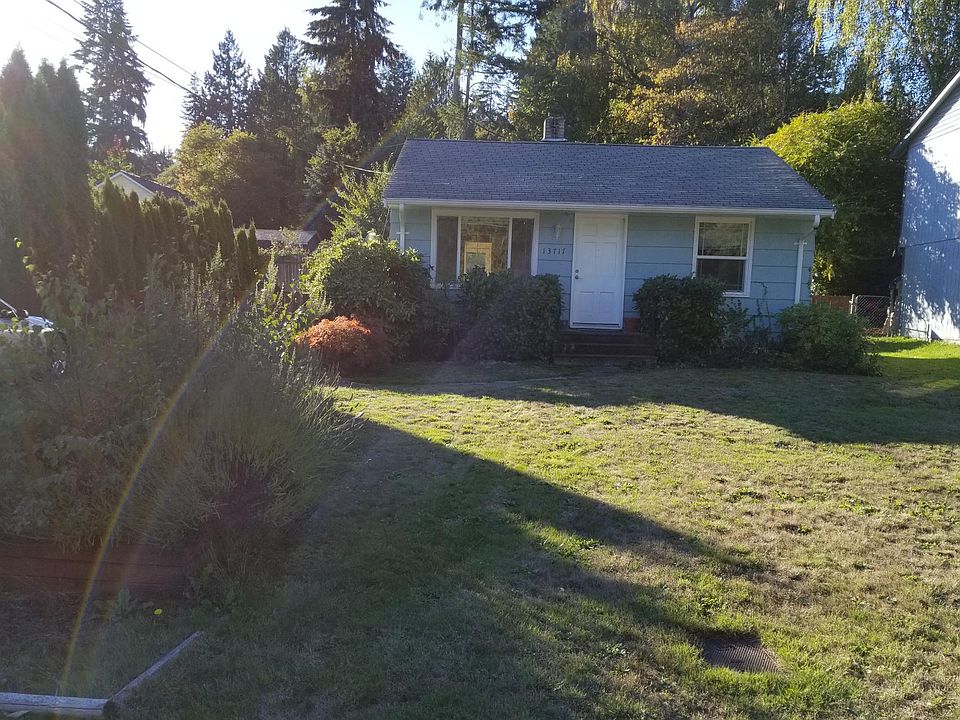 Front of the home and front yard