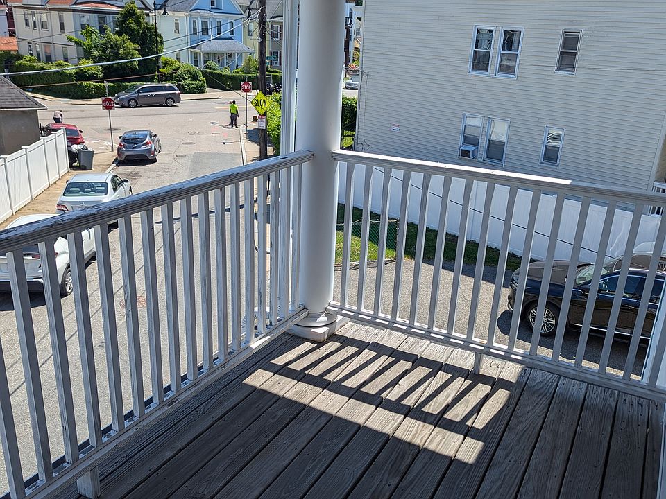 1st image of 6 Violante St Floor 2