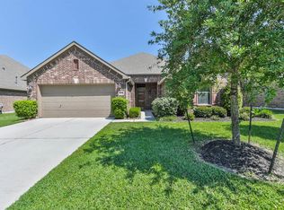 6015 Little Grove Dr, Pearland, TX 77581