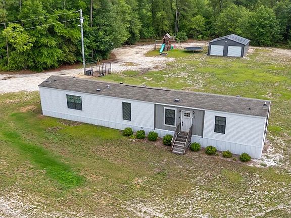 4th image of 669 Cain Road