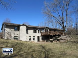 3869 Bluebird Dr, Stevens Point, WI 54482