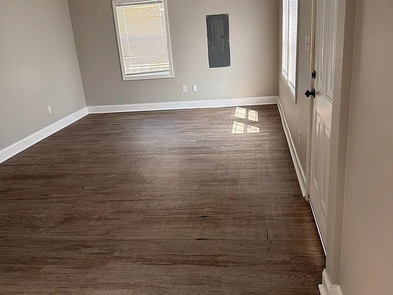 205 Vance St — Photo 6