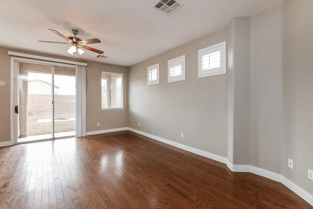 4 bed, 3.0 bath, 1882 sqft, $2,445 — Photo 4