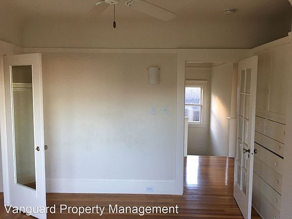 3rd image of 302 Douglass St #302