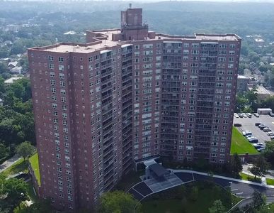5900 Arlington Ave APT 2T, Bronx, NY, 10471