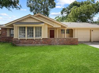 8005 Cedel Dr, Houston, TX 77055