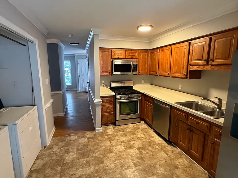 2833 Sterling Park Dr — Photo 23