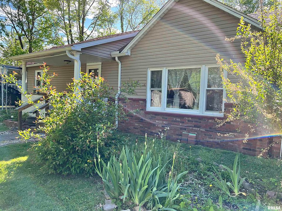 903 Rodd St, Carterville, IL 62918 Zillow