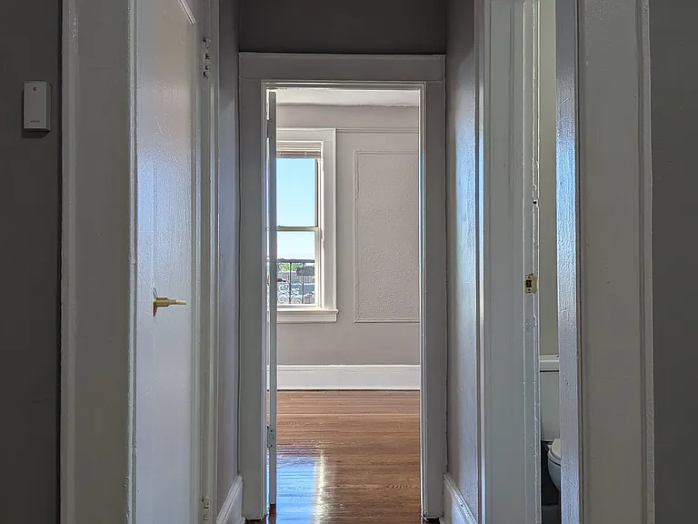 753-758 Jersey Ave #6 — Photo 15