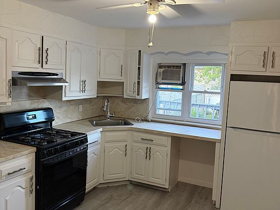 3rd image of 95 Wallace Ave Floor 2