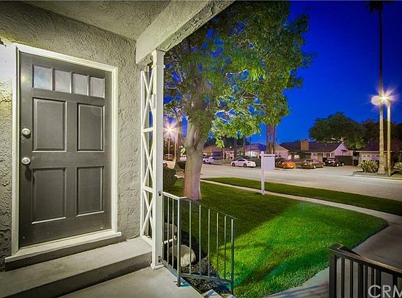 3rd image of 801 Figueroa Dr