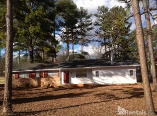 6311 S Skyline Dr, Douglasville, GA 30135