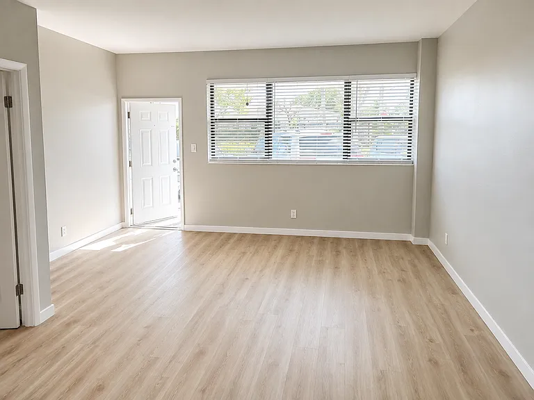 3801 N Andrews Ave — Photo 6