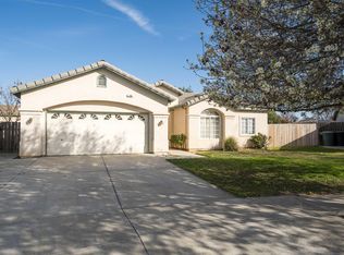 706 Montecito Ct, Lemoore, CA 93245