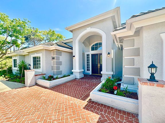 2nd image of 4286 La Canada Rd
