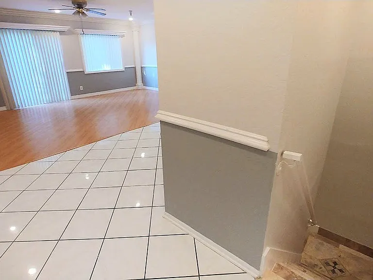 Five Star Suites — Photo 207