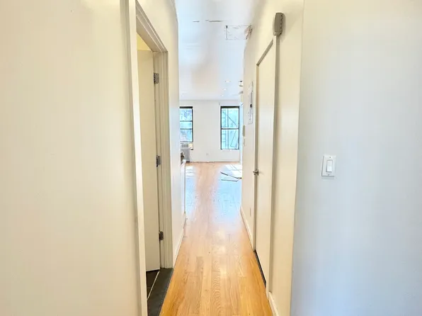 193 Sackett Street image 13 of 14