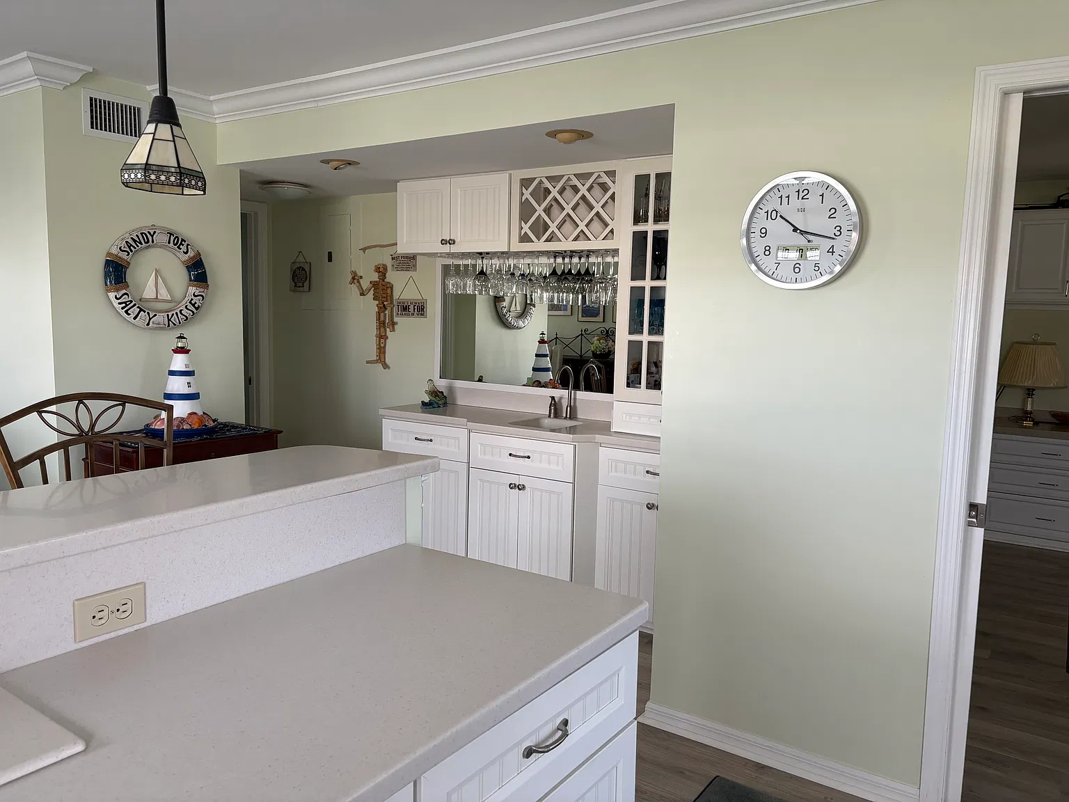 2 bed, 1250 sqft, $5,000 — Photo 4