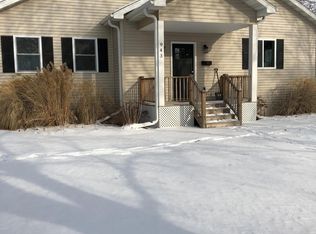 943 Marshall St, Lake Geneva, WI 53147