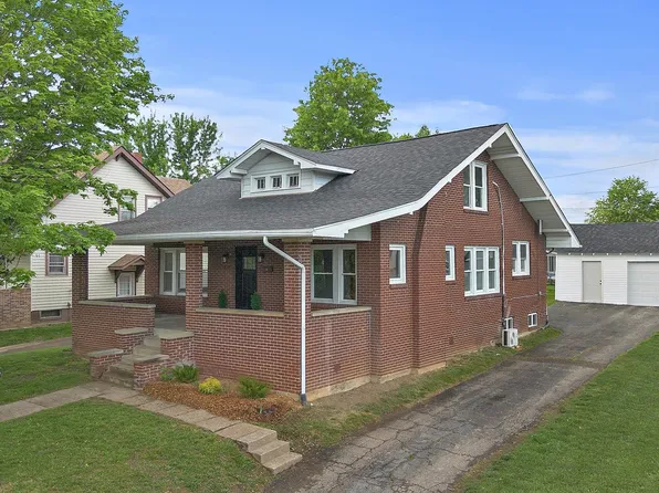 3219 Walters Hill Dr, Ashland, KY 41101