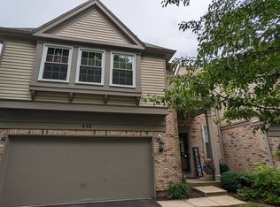 404 Orleans Ave, Naperville, IL 60565