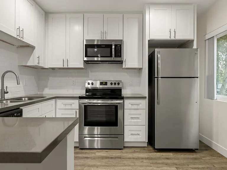 Brookside Terrace Apartments — Photo 13