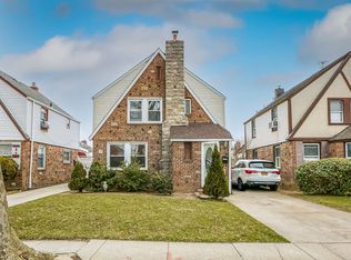221-27 113th Dr, Queens Village, NY 11429