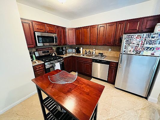 1st image of 26-9 29th St Floor 3