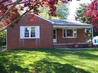 204 Oak St, Mount Airy, MD 21771