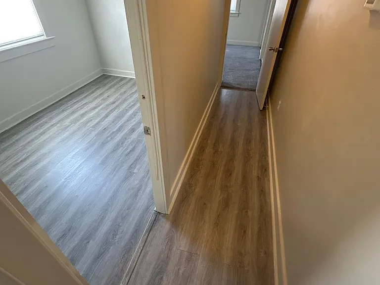 662 York St — Photo 13