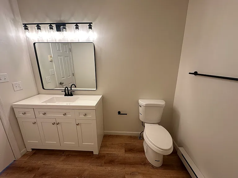 1453 Monroe Ave #1 — Photo 8