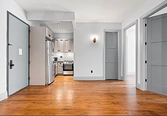2nd image of 390 5th Ave #3B