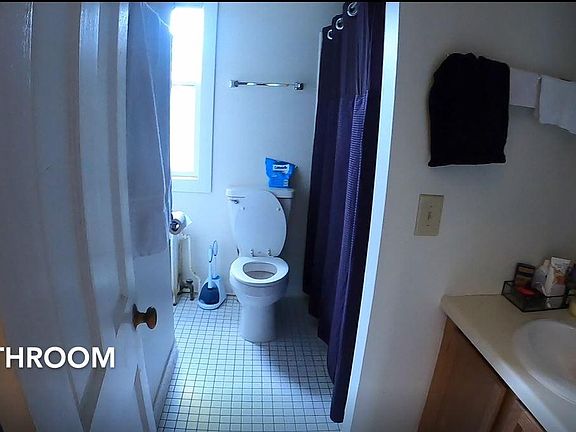 5th image of 640 Dayton Ave #2