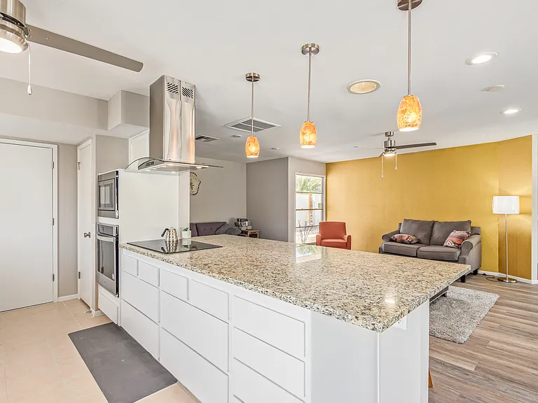 W Skyview Dr — Photo 7