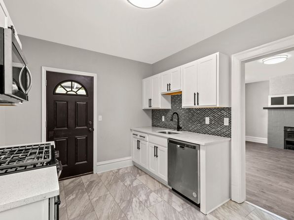 1025 Brownsville Rd Floor 3