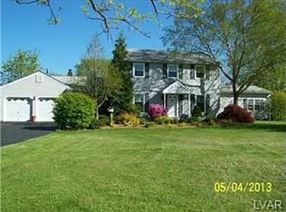 924 Haldeman Rd, Schwenksville, PA 19473