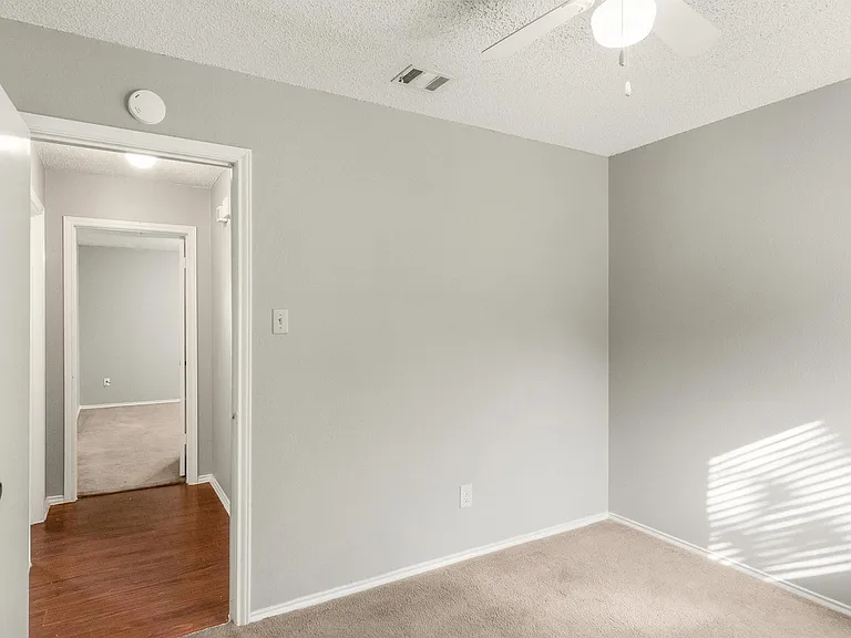 8311 Treehouse Ln — Photo 44