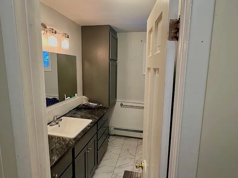 203 Maple St — Photo 13