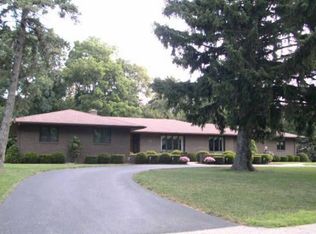 1632 Ravine Dr, Winthrop Harbor, IL 60096