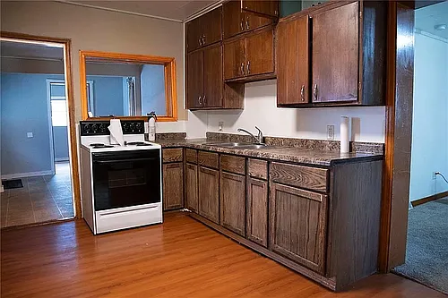 917 Lakeside Ave Photo 1