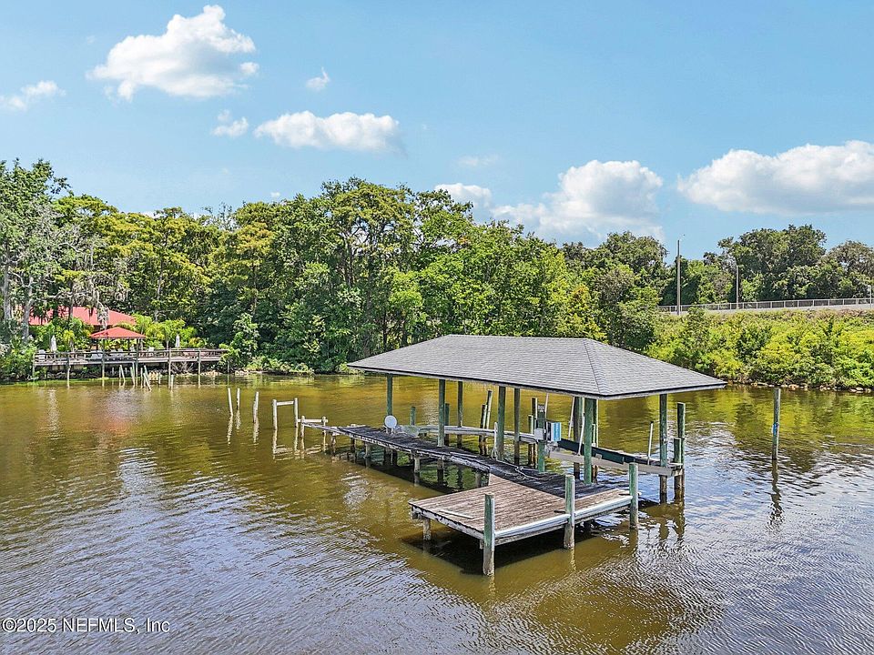1st image of 2778 HOLLY POINT Road W