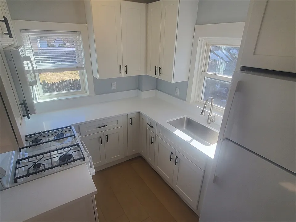 232 North St #1