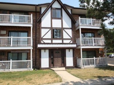 297 Gregory St APT 4, Aurora, IL, 60504
